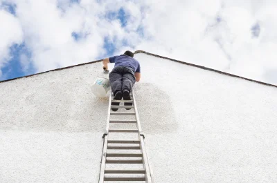 Peinture extérieure aux Cabannes — façades et ravalement